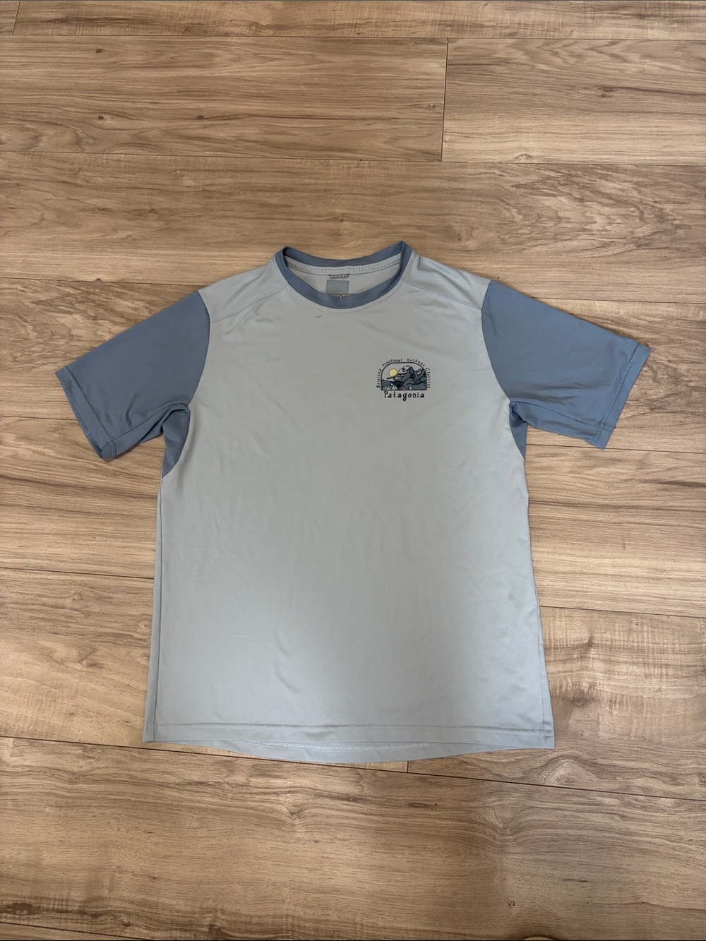 Patagonia Two-Tone Light Blue Short Sleeve Tee